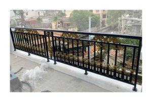 mau-lan-can-thang-co-dien-inox-son-nung-so-09