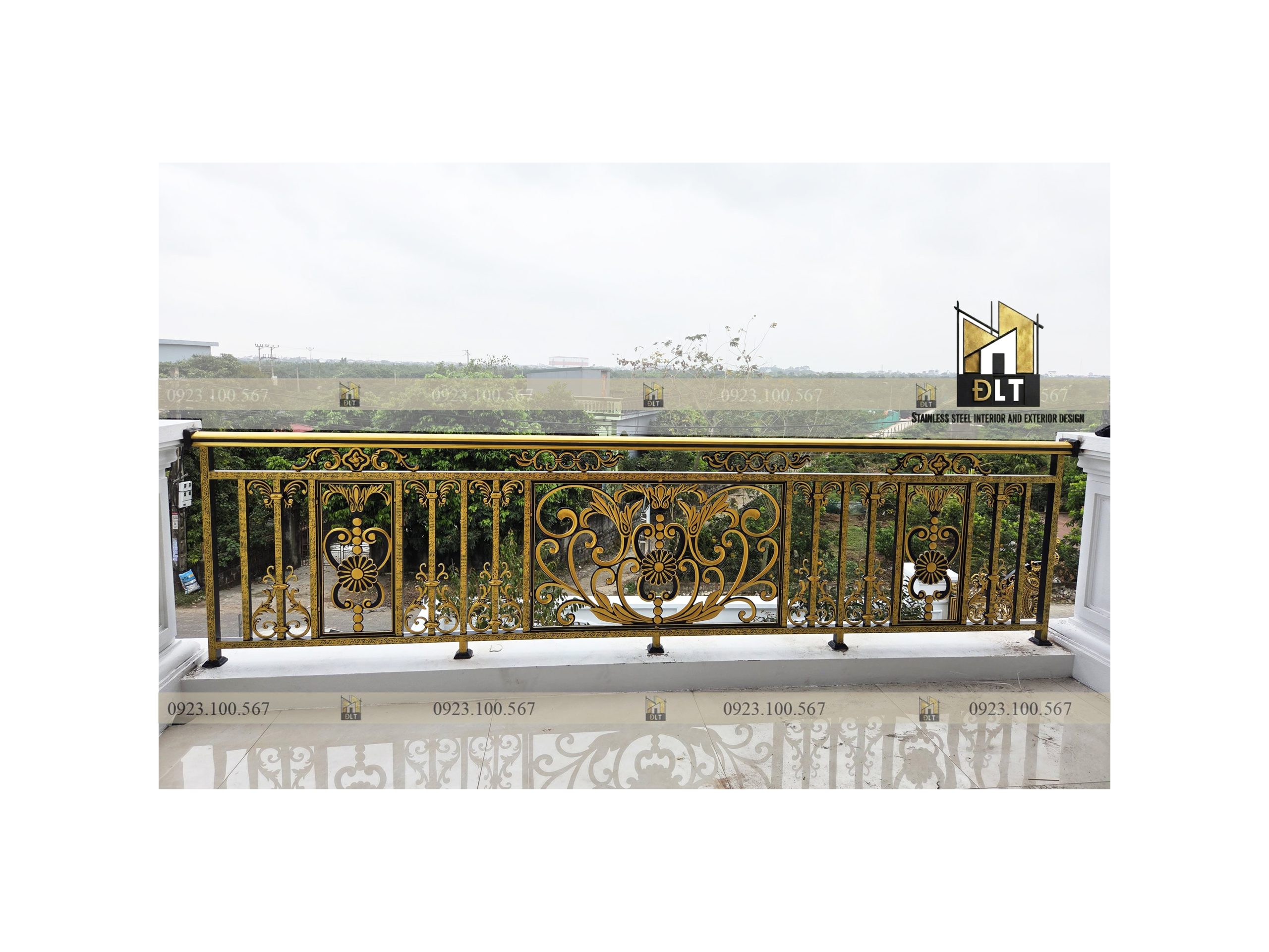 mau-lan-can-co-dien-inox-ket-hop-nhom-duc-so-12